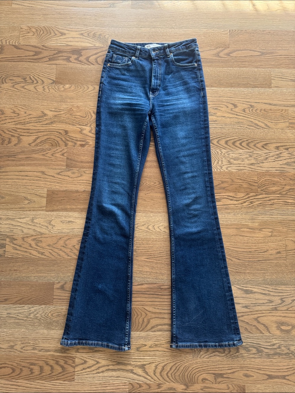 Zara Flare Jeans size us 6